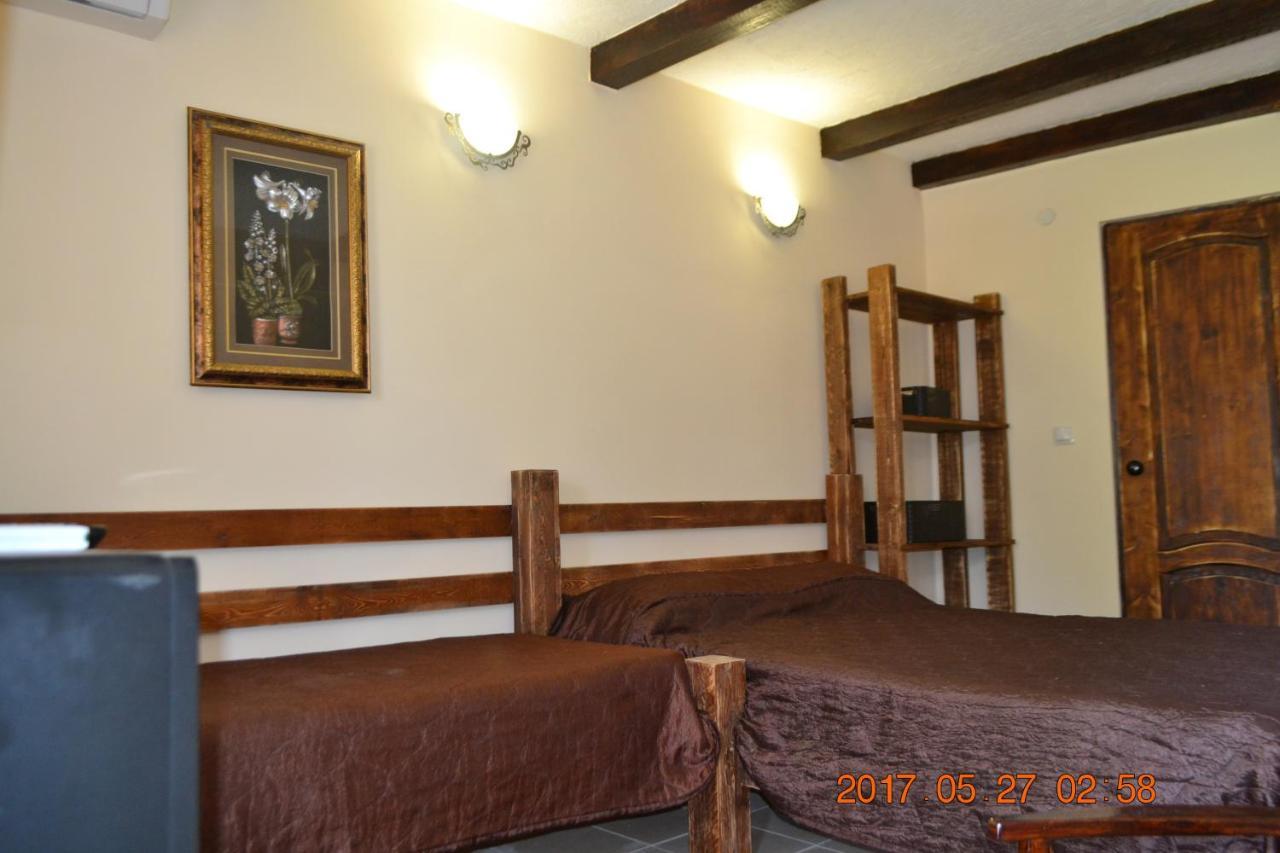 סוקהום U Palycha Guest House מראה חיצוני תמונה