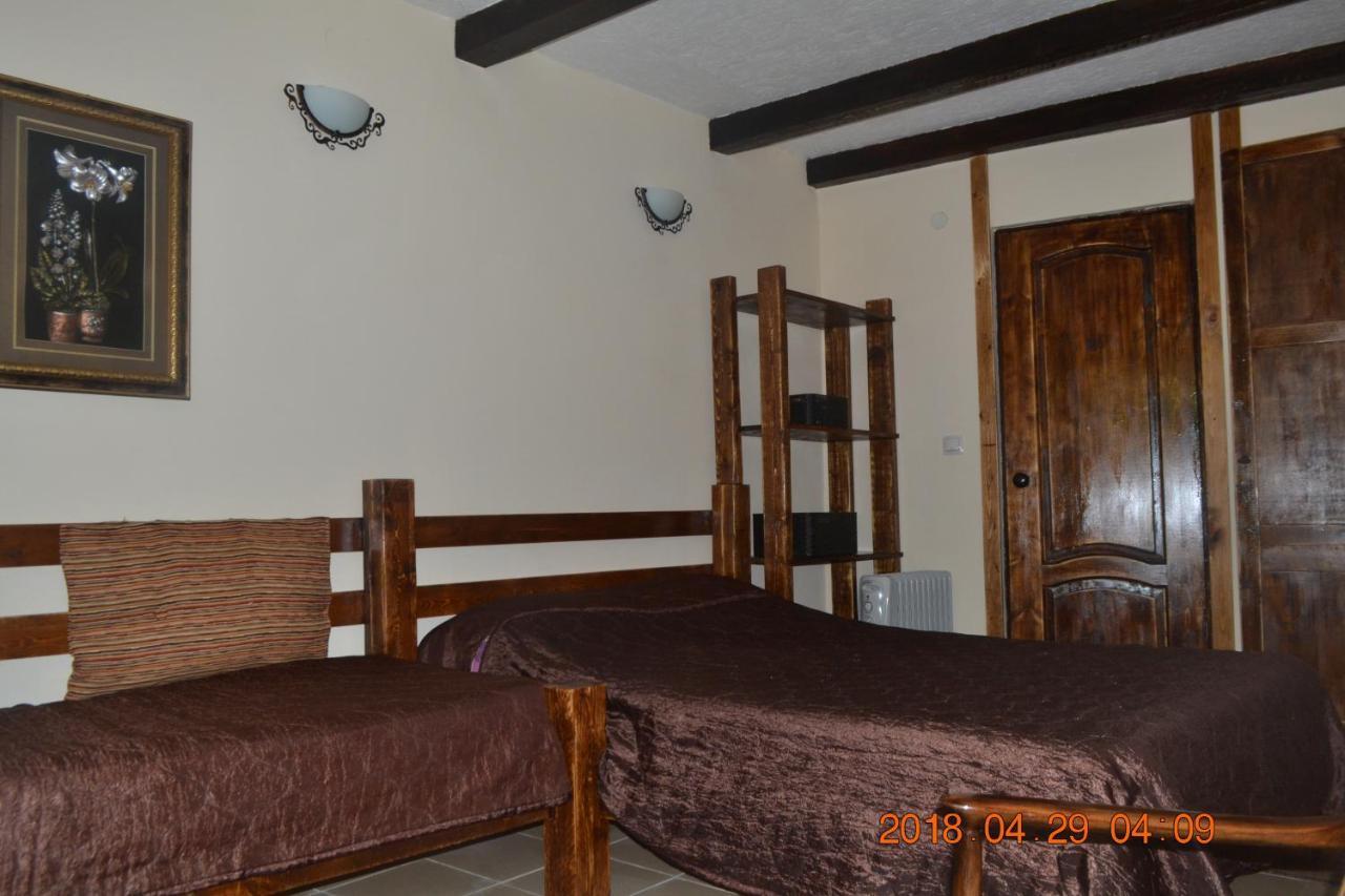 סוקהום U Palycha Guest House מראה חיצוני תמונה